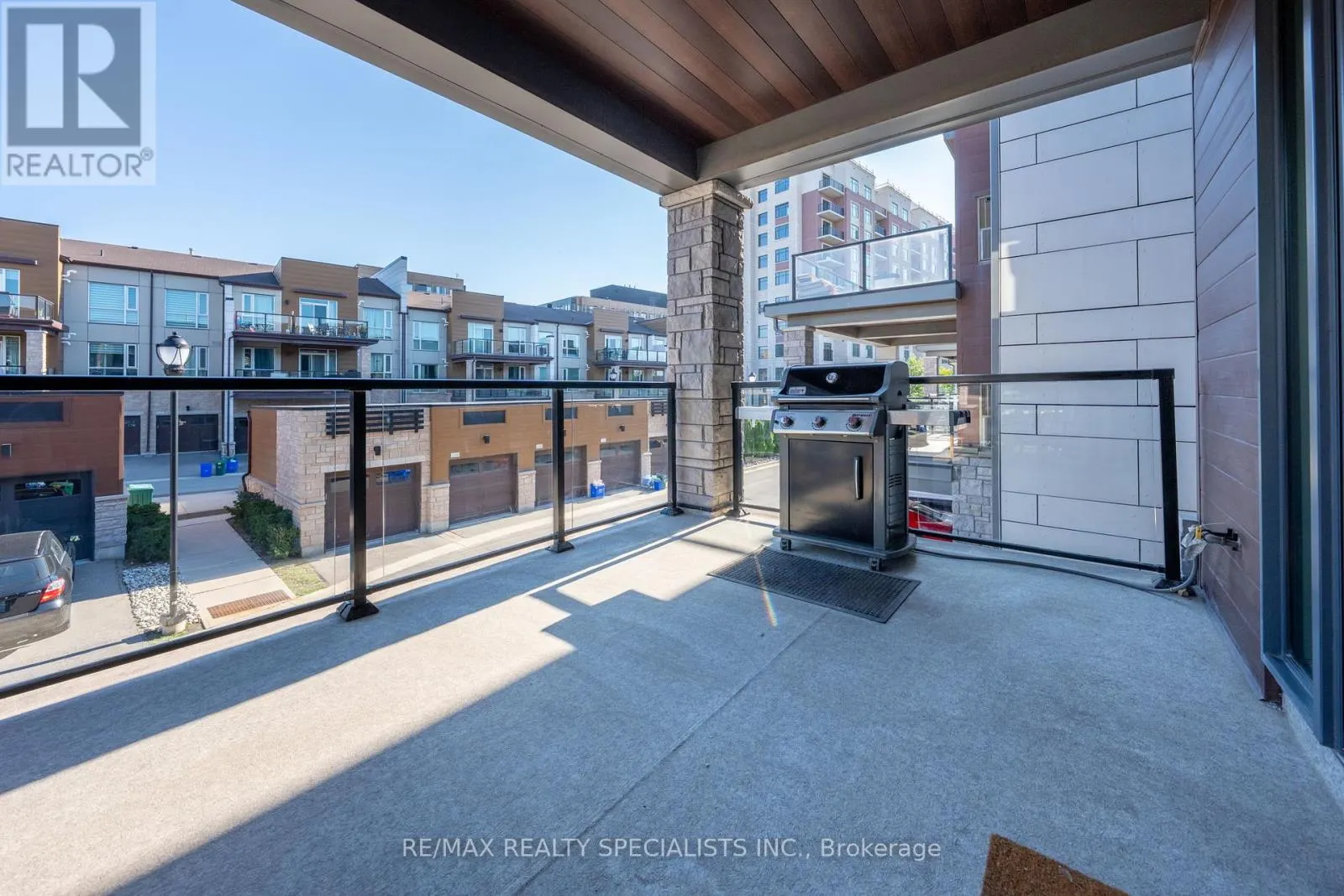 2375 BRONTE ROAD