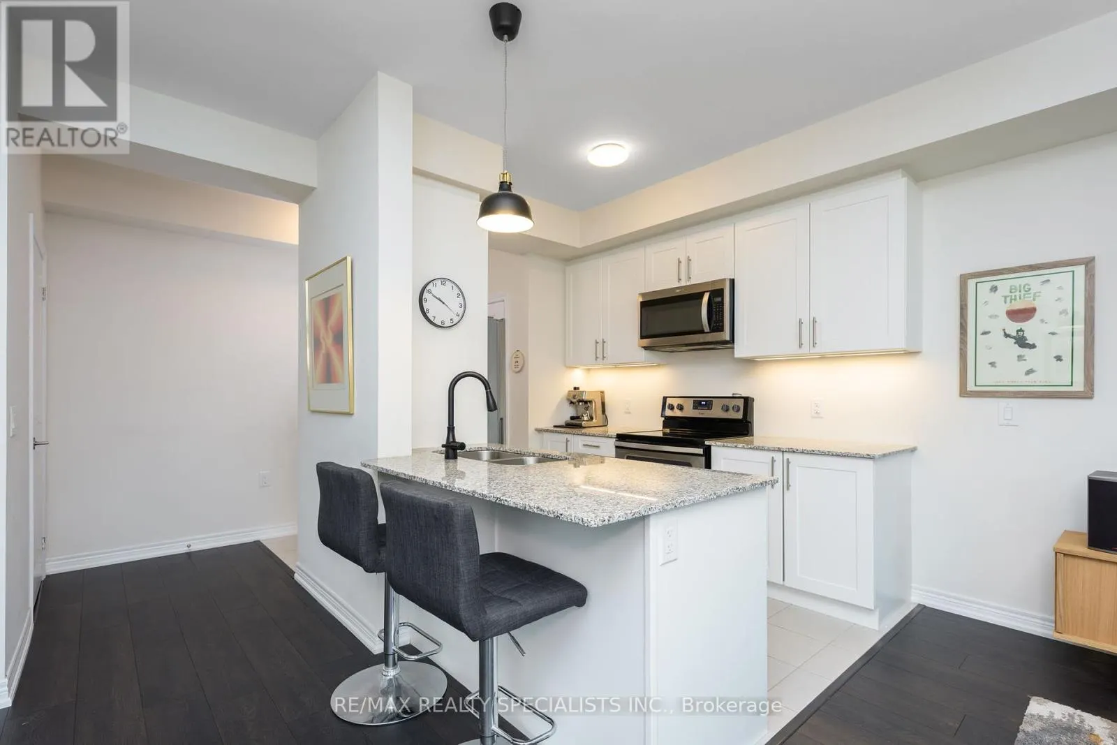 2375 BRONTE ROAD
