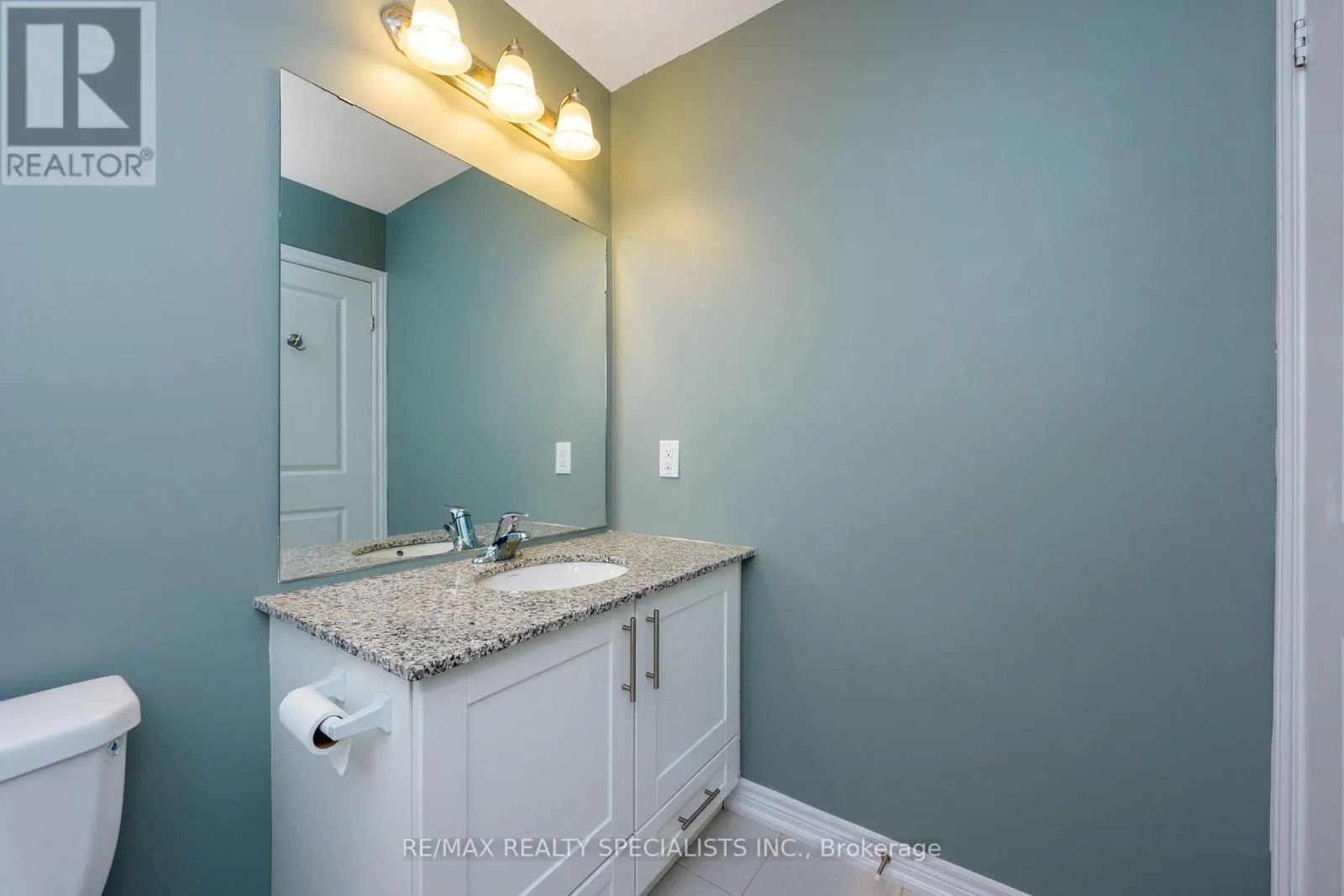 2375 BRONTE ROAD
