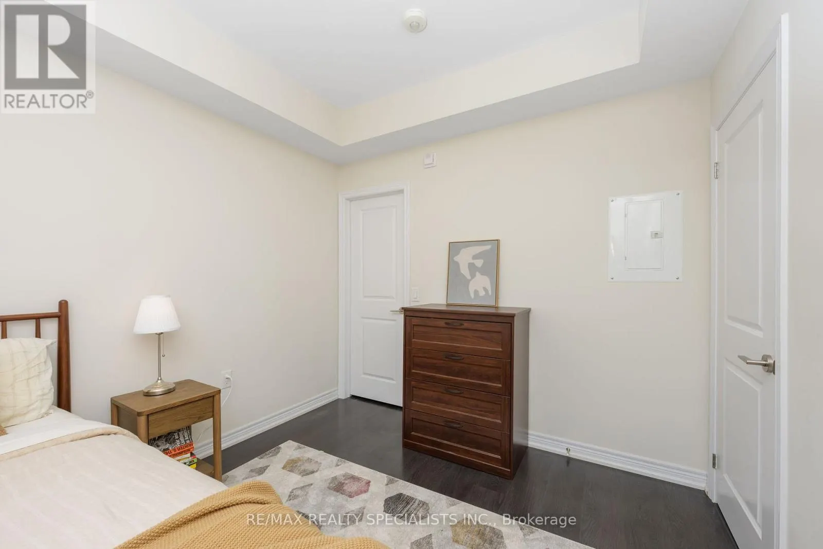 2375 BRONTE ROAD