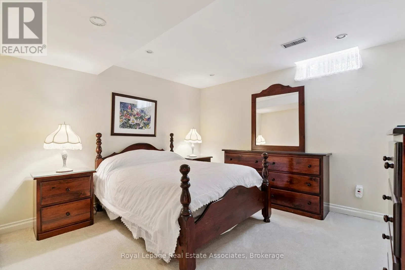 7 POWDER MILL COURT