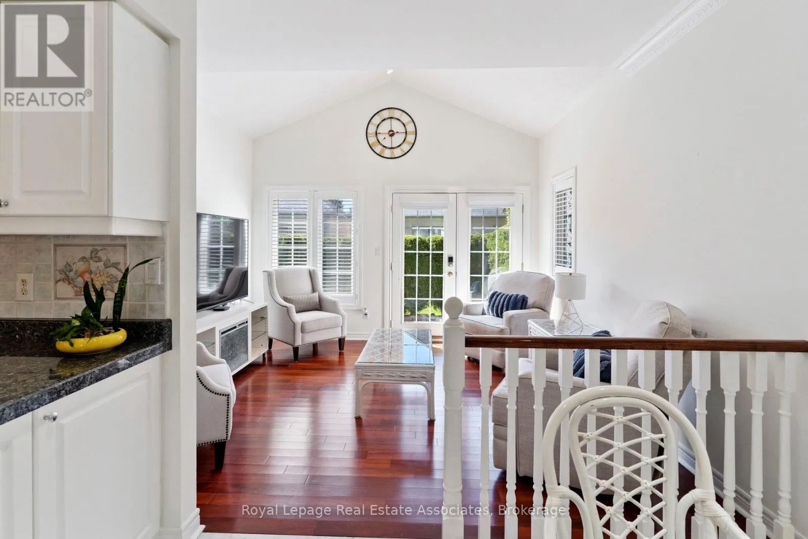 7 POWDER MILL COURT