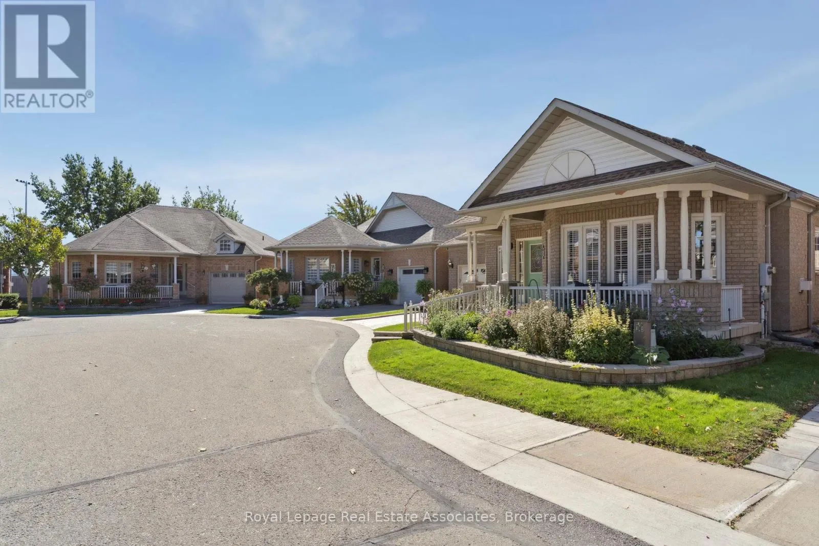 7 POWDER MILL COURT
