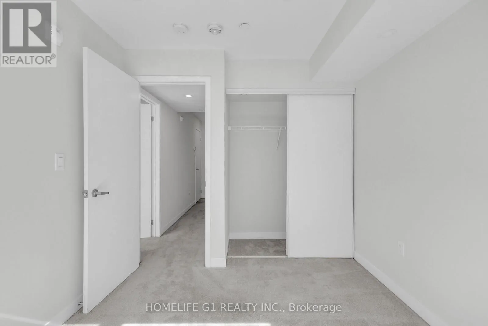 3429 RIDGEWAY DRIVE