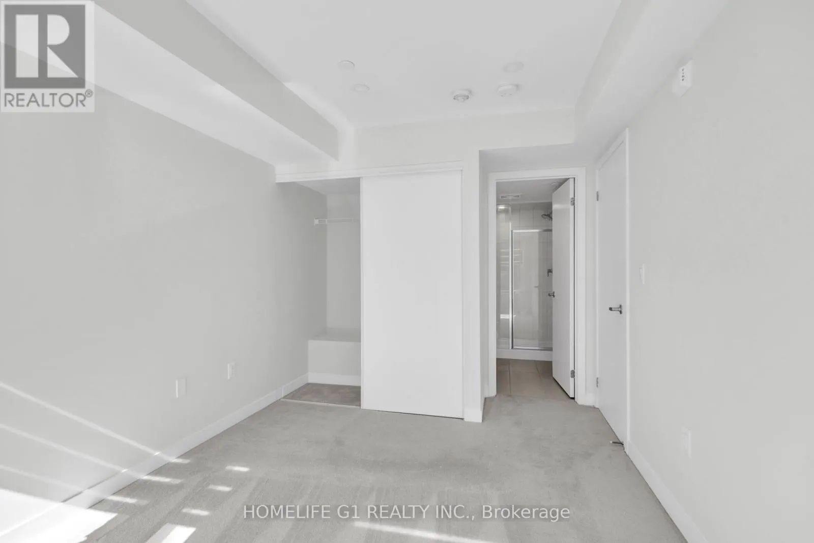 3429 RIDGEWAY DRIVE