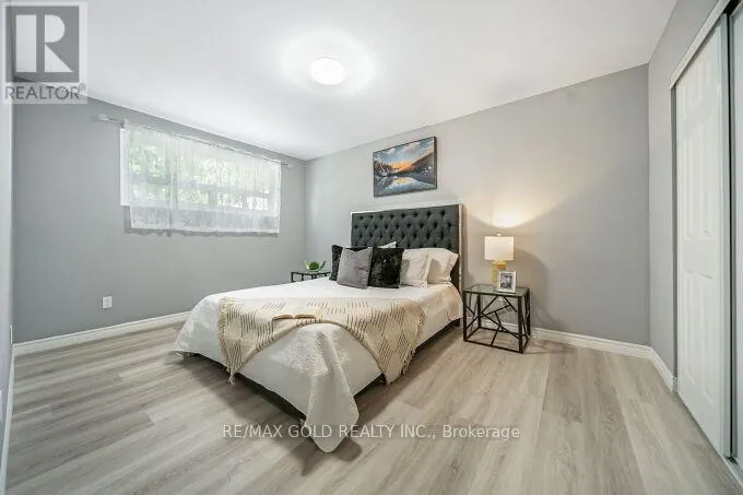 118 ARCHDEKIN DRIVE