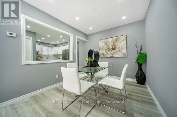 118 ARCHDEKIN DRIVE