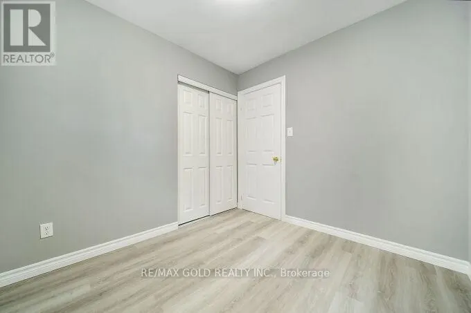 118 ARCHDEKIN DRIVE