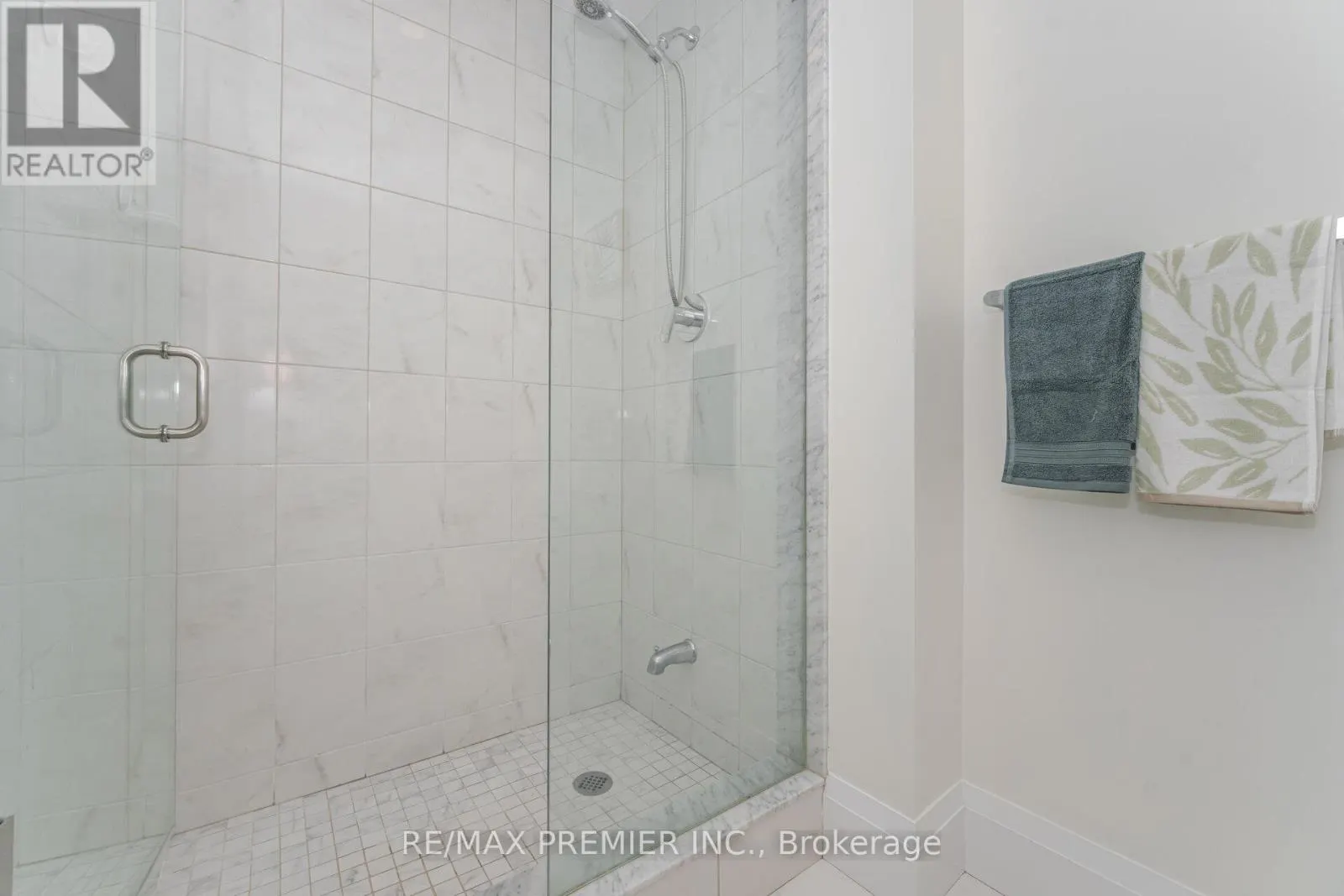 TH 107 - 2800 KEELE STREET