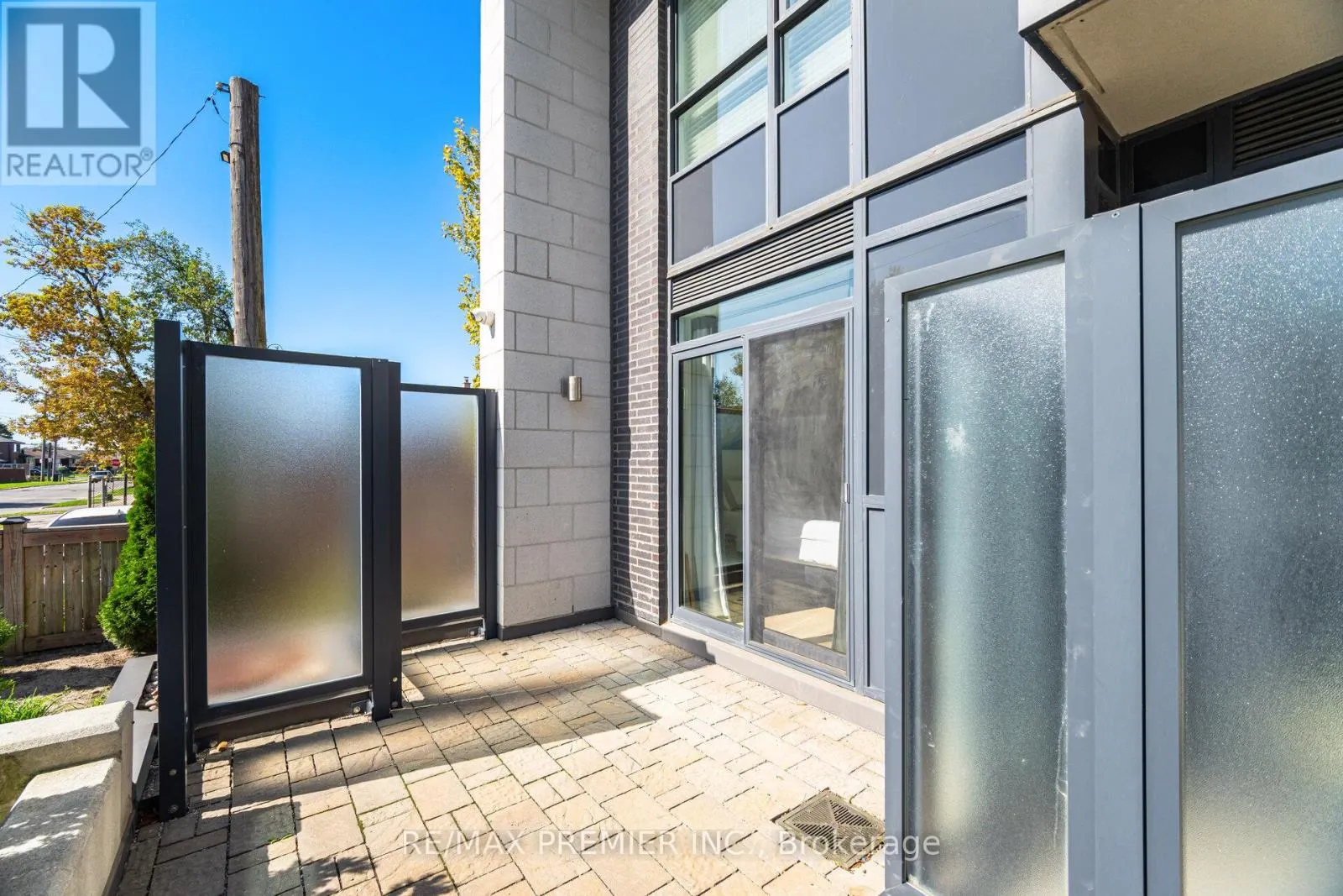 TH 107 - 2800 KEELE STREET