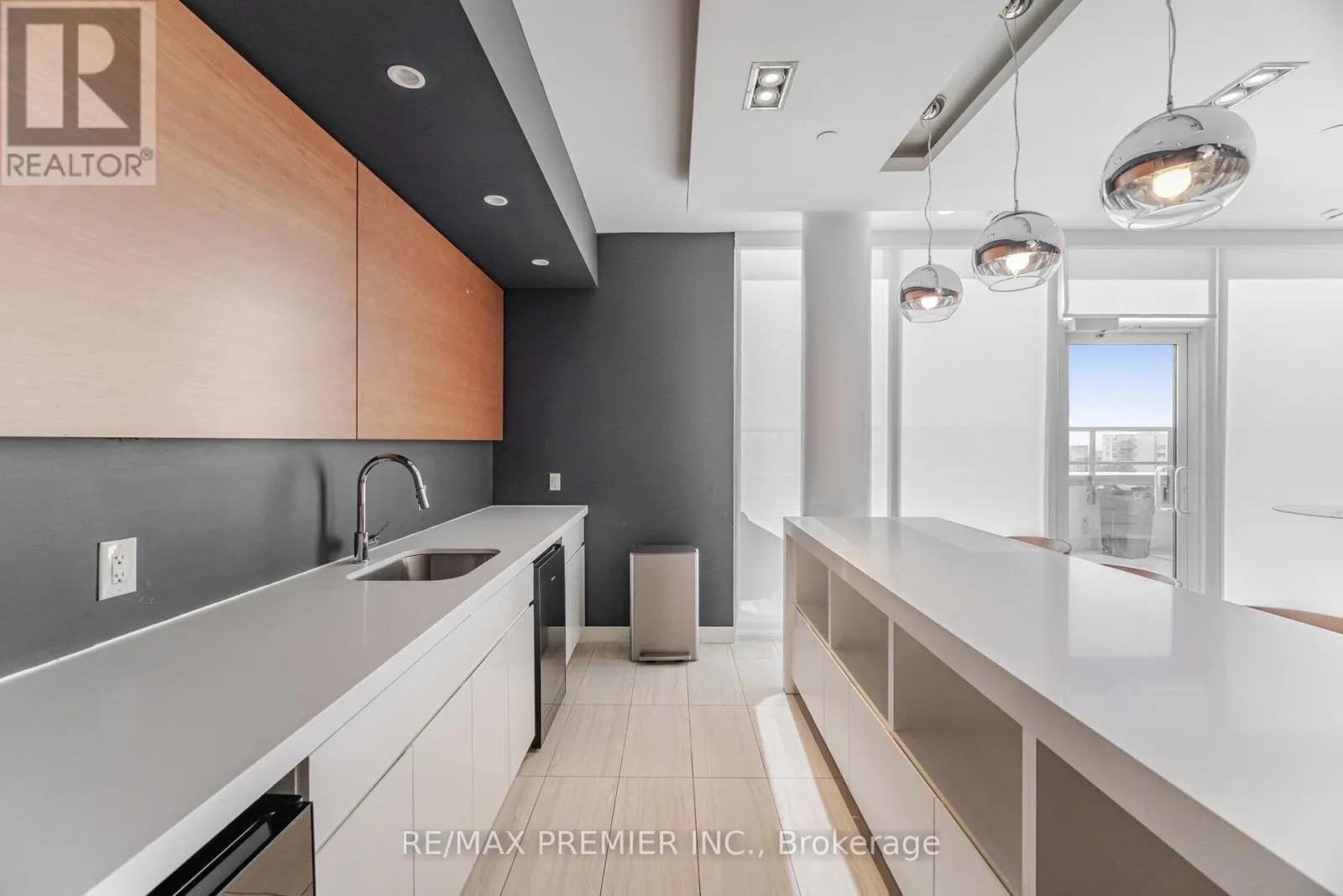 TH 107 - 2800 KEELE STREET