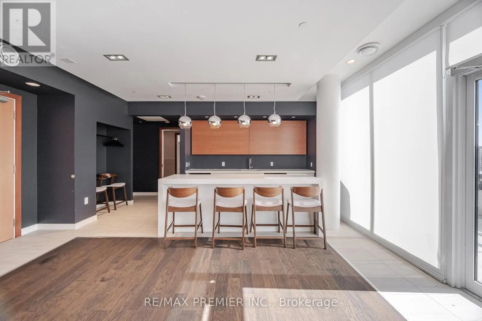 TH 107 - 2800 KEELE STREET