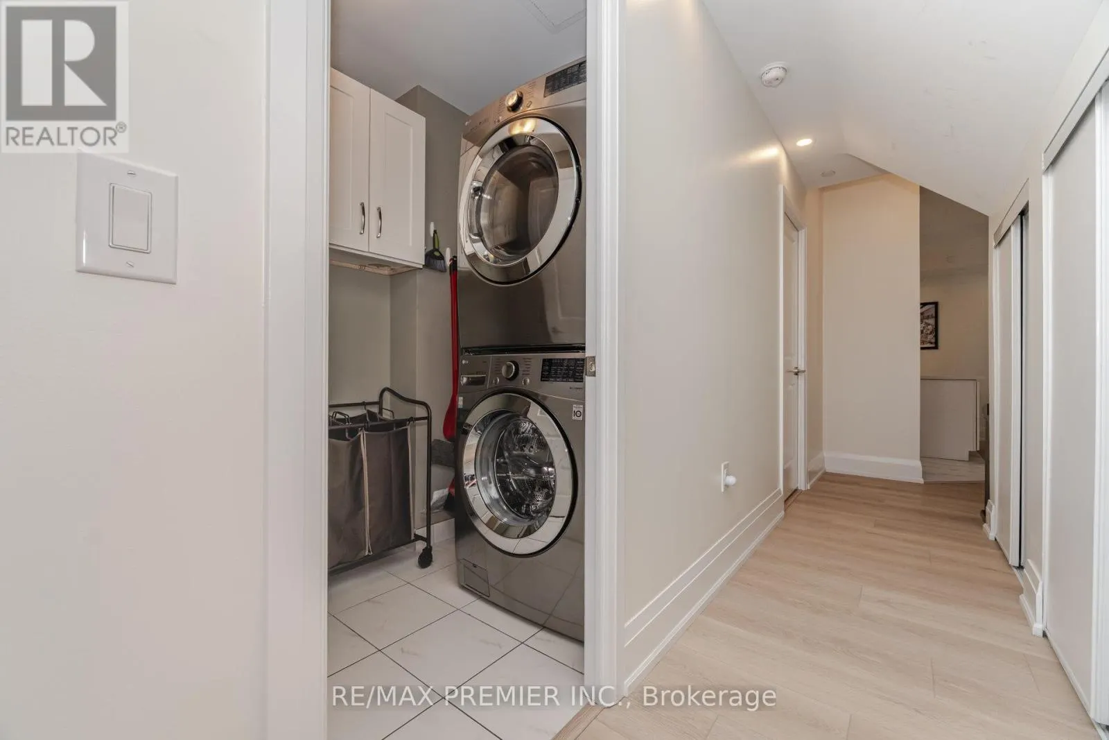 TH 107 - 2800 KEELE STREET
