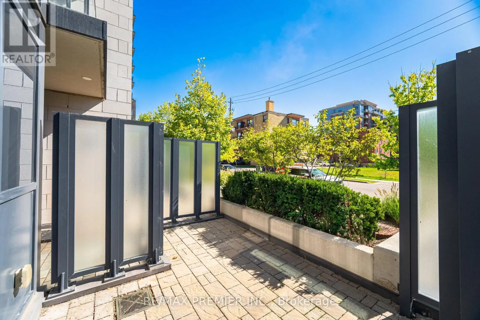 TH 107 - 2800 KEELE STREET
