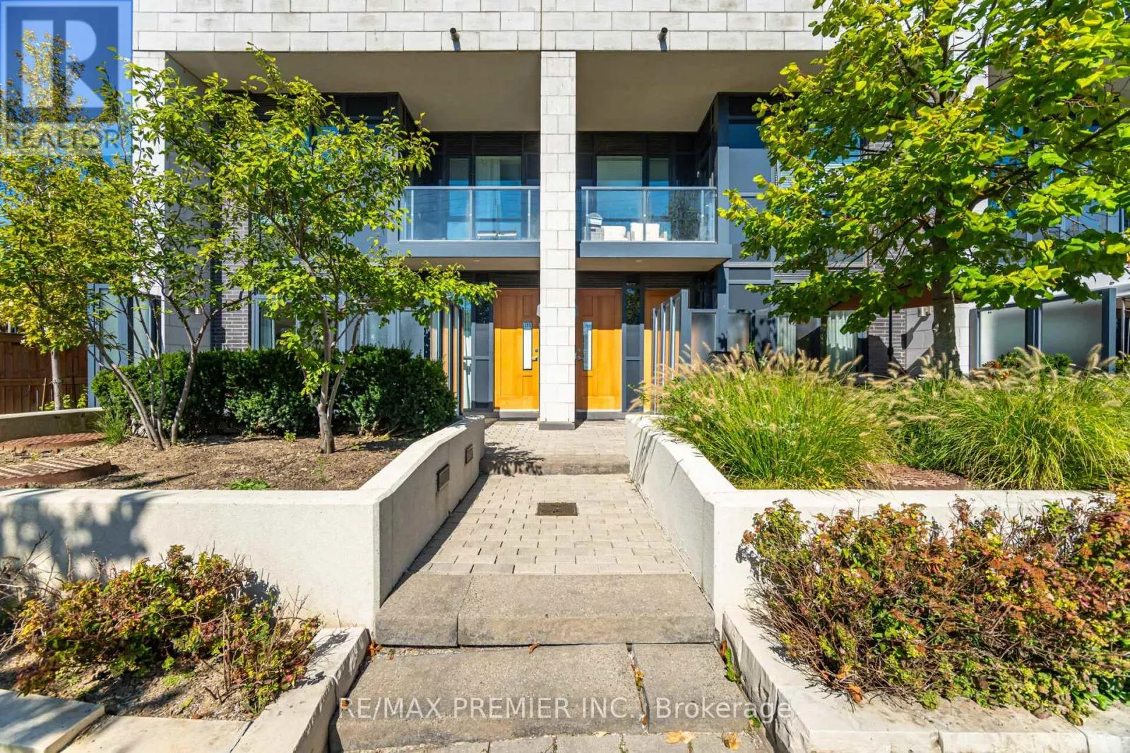 TH 107 - 2800 KEELE STREET