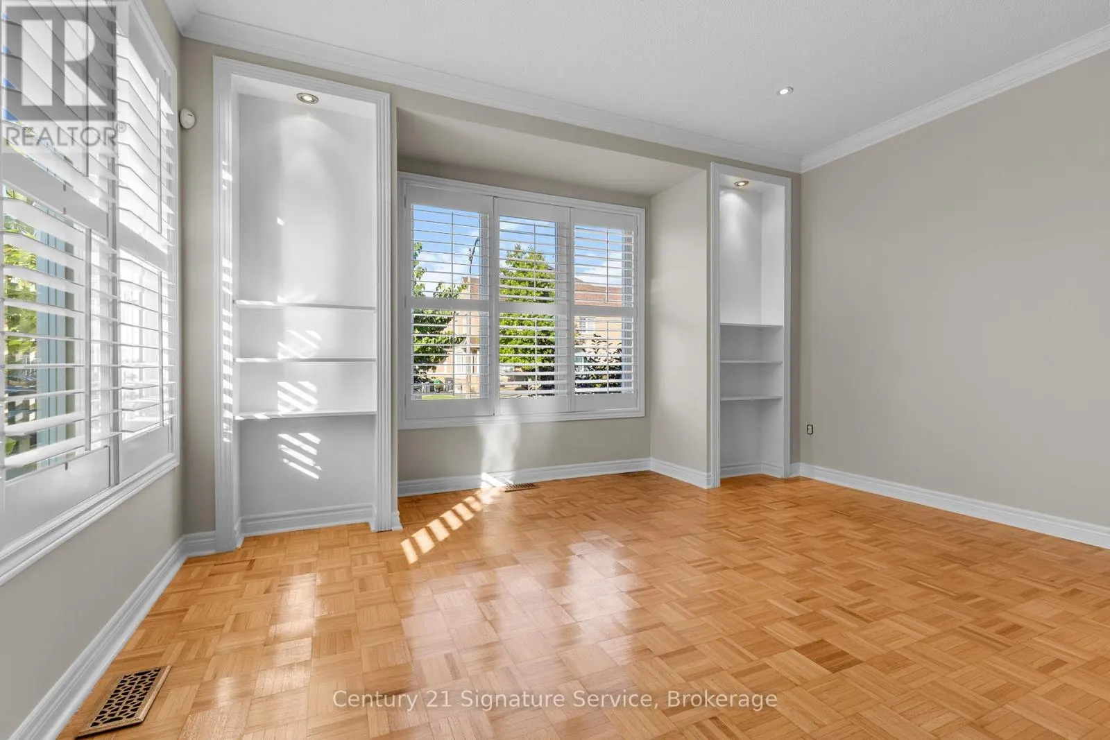54 MILLHOUSE MEWS