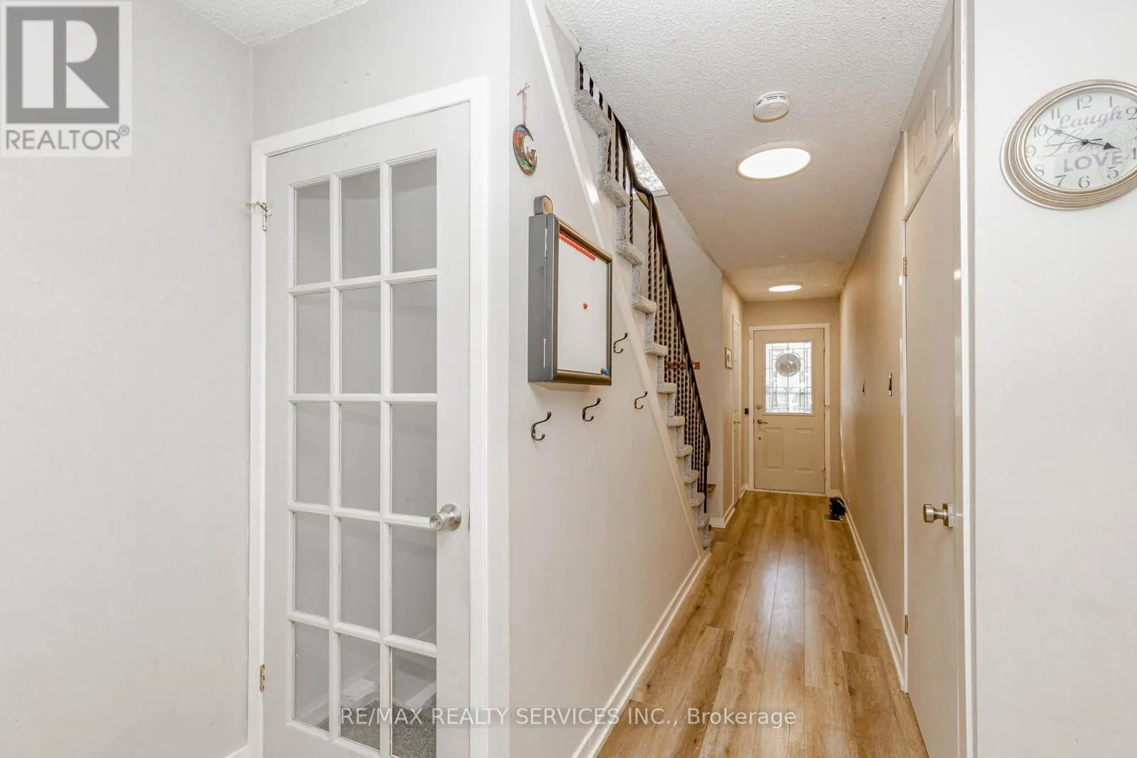 114 - 114 FOSTER CRESCENT