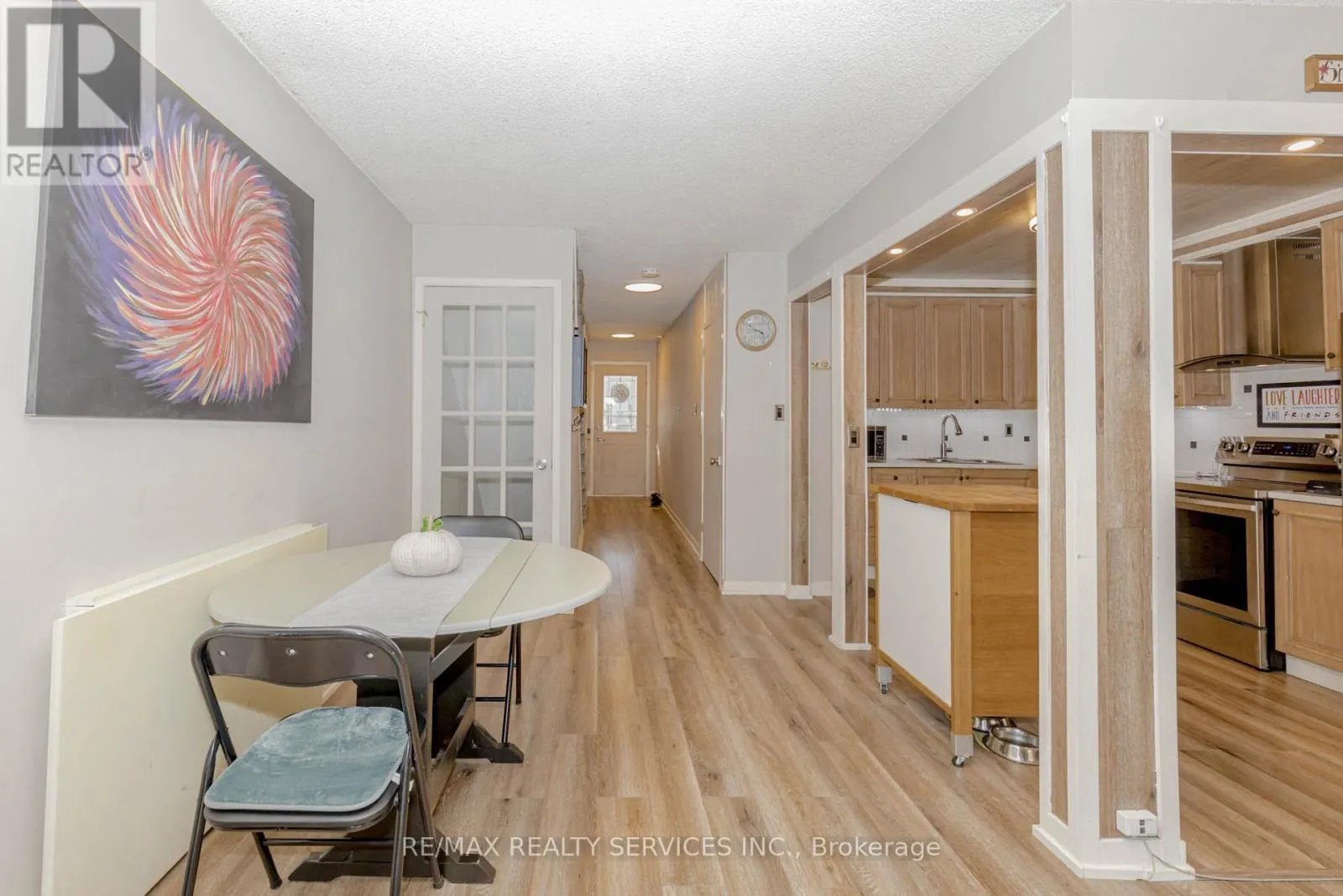 114 - 114 FOSTER CRESCENT