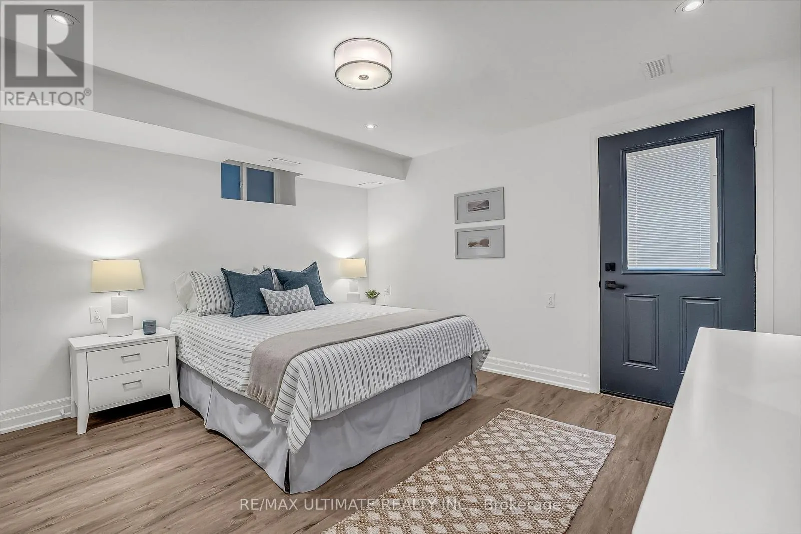 MAIN - 963 LANSDOWNE AVENUE