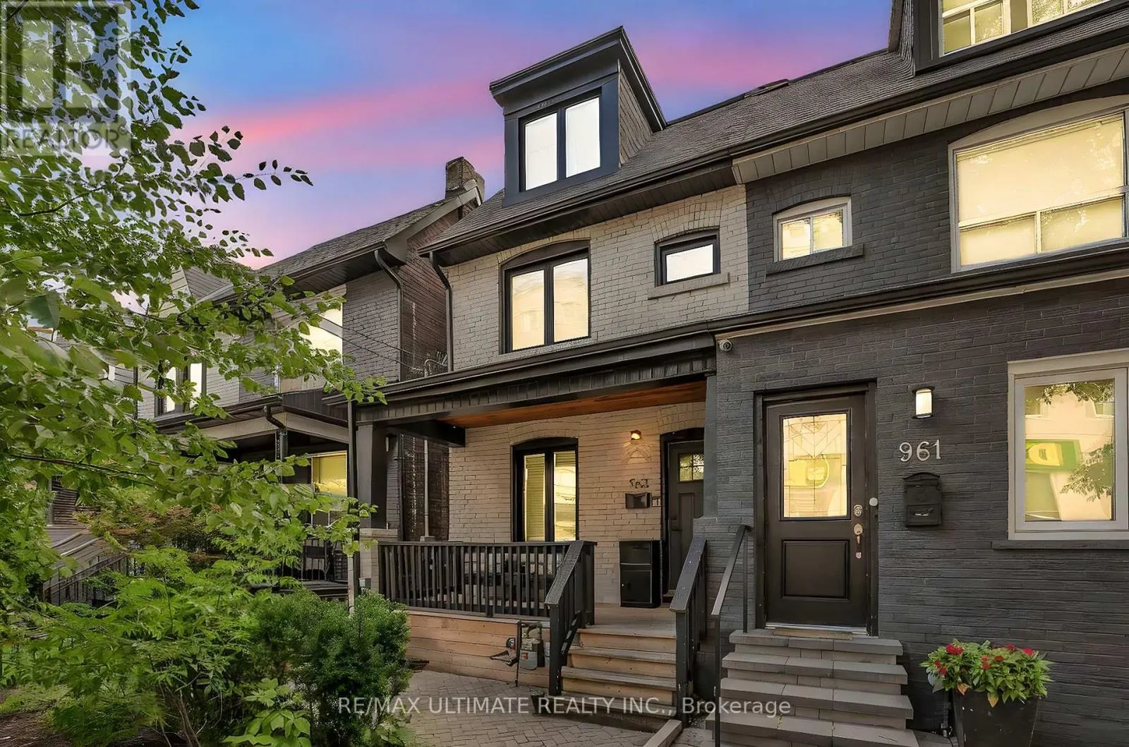 MAIN - 963 LANSDOWNE AVENUE