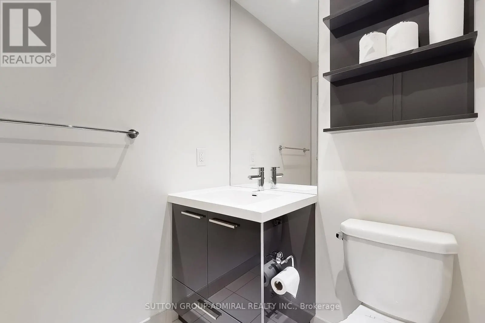 2602 - 80 MARINE PARADE DRIVE
