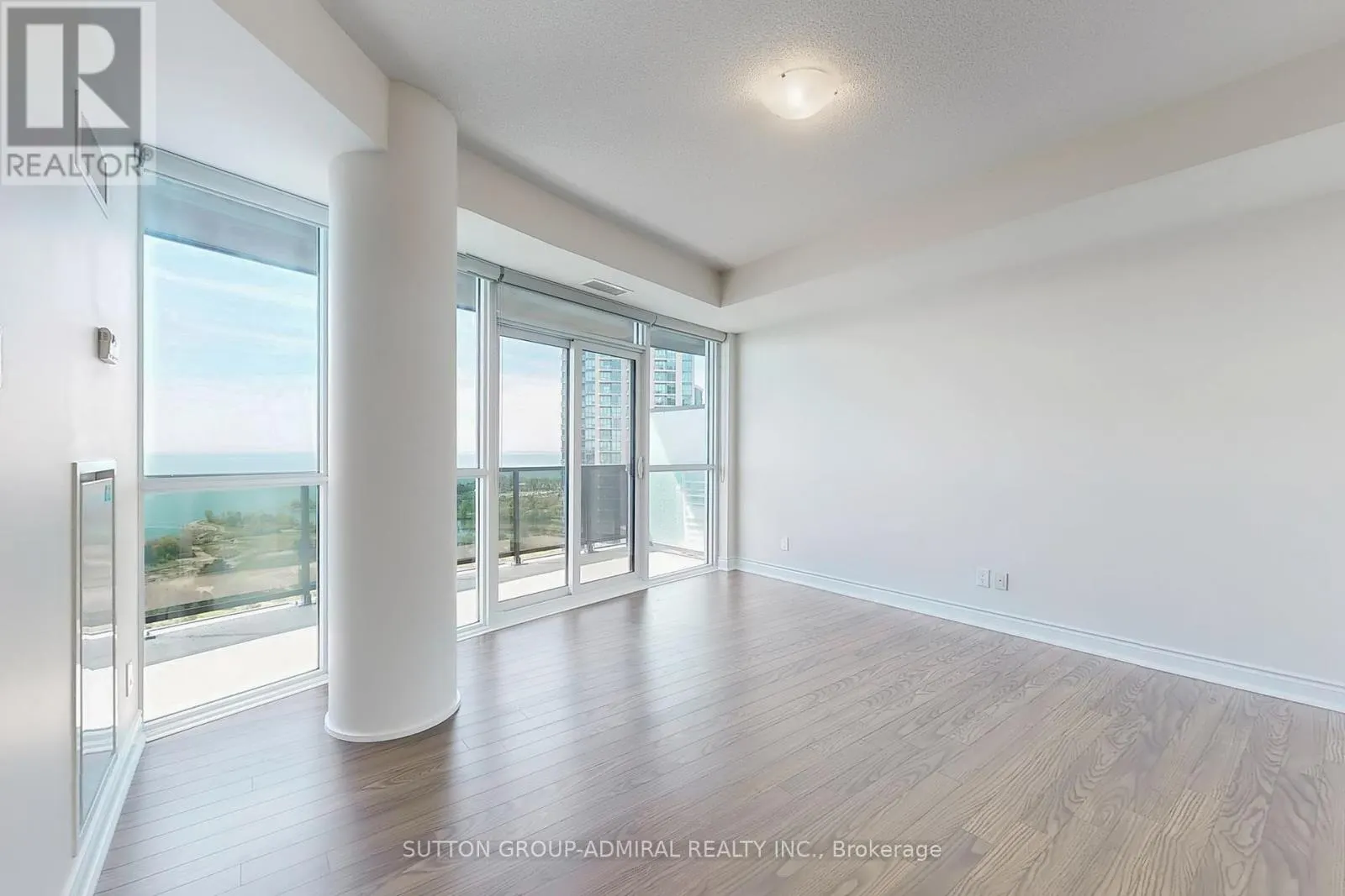 2602 - 80 MARINE PARADE DRIVE