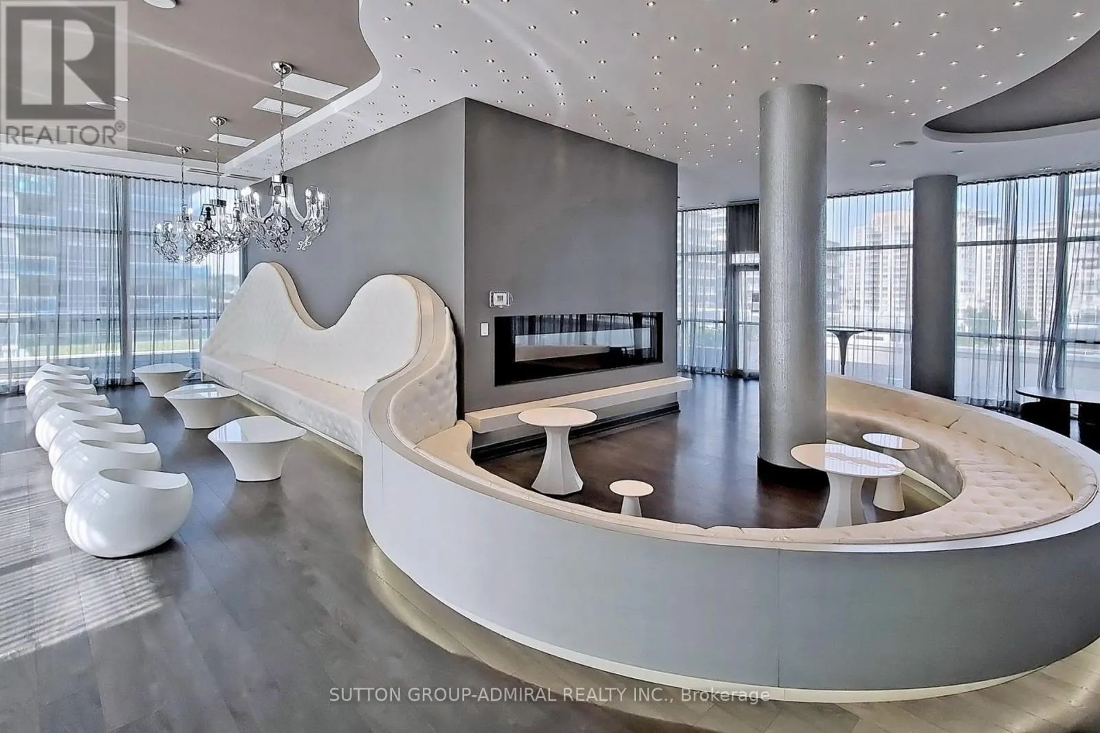 2602 - 80 MARINE PARADE DRIVE
