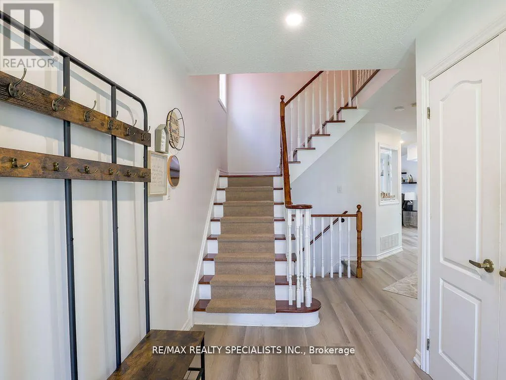 10 BANINGTON CRESCENT