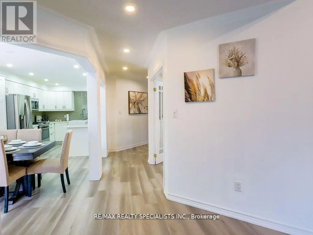 10 BANINGTON CRESCENT
