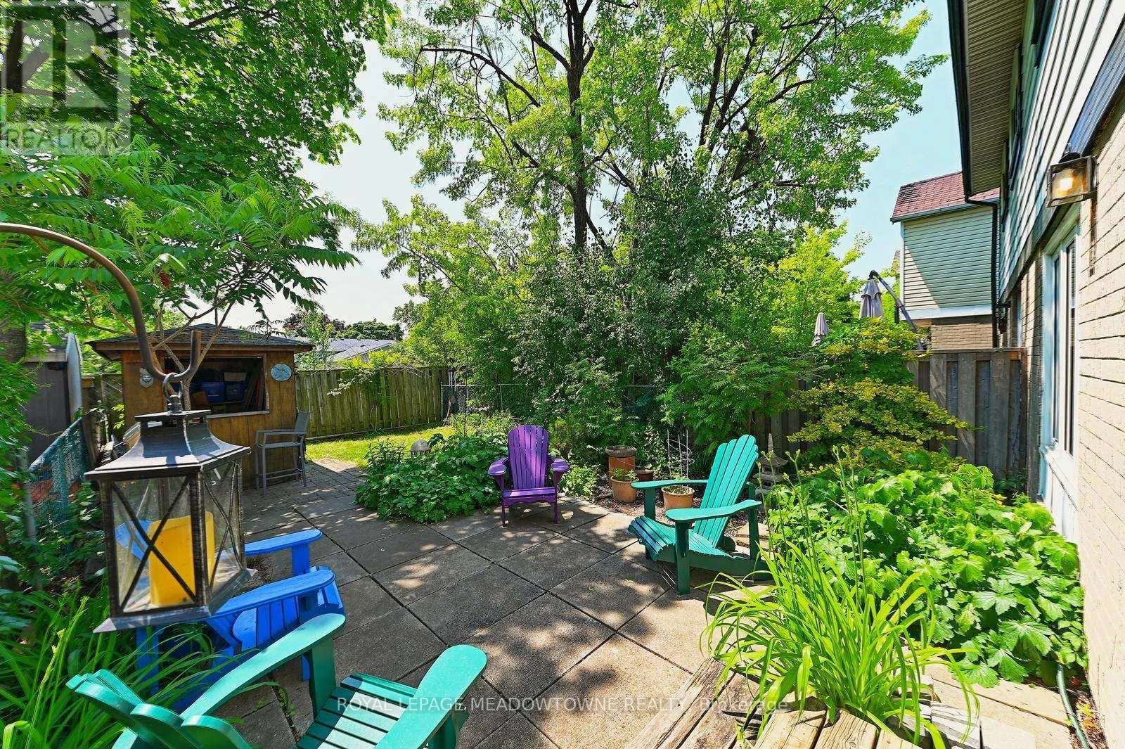 4 GREENFIELD SQUARE