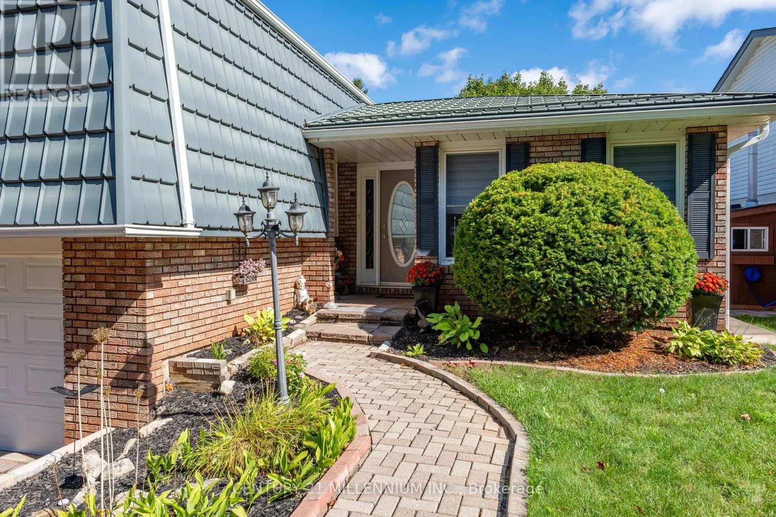 27 HILLSIDE DRIVE