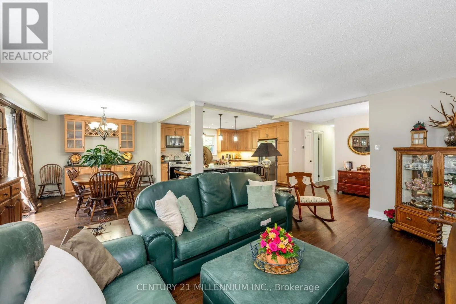 27 HILLSIDE DRIVE