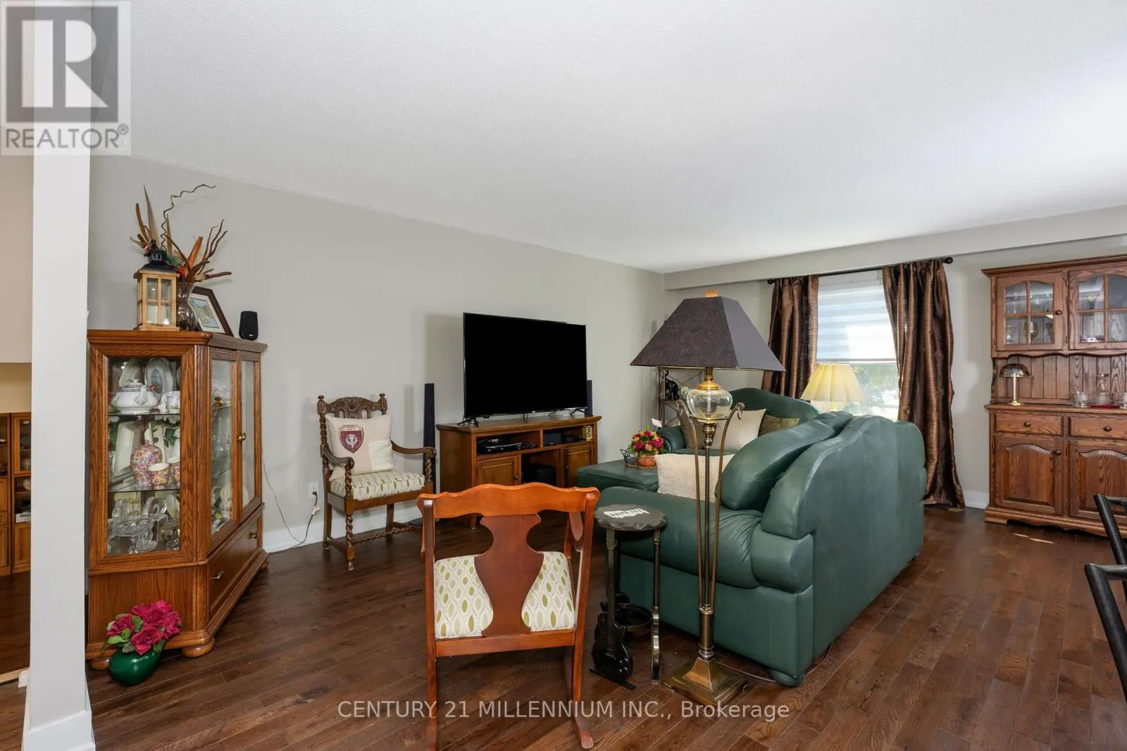 27 HILLSIDE DRIVE