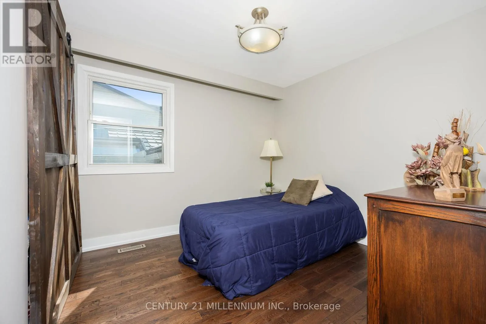 27 HILLSIDE DRIVE