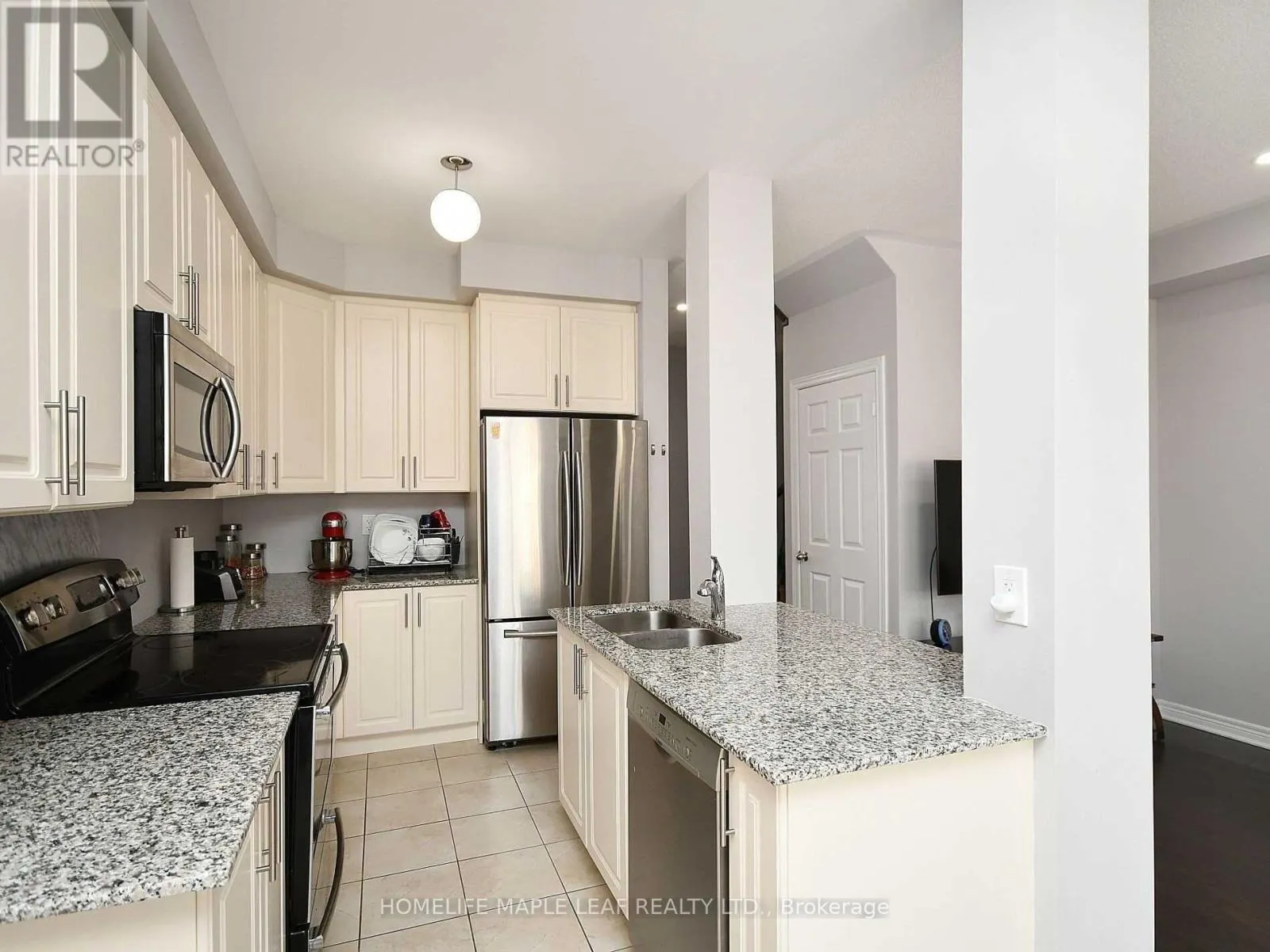 76 ROCKMAN CRESCENT