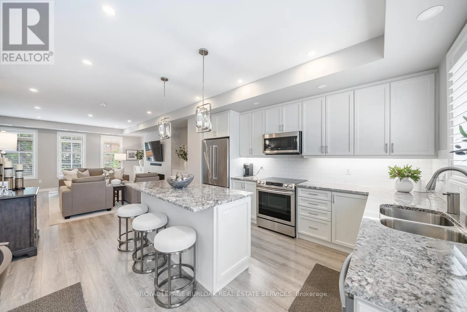 8 - 2362 NEW STREET