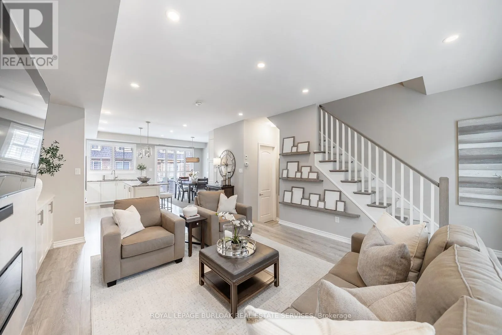 8 - 2362 NEW STREET