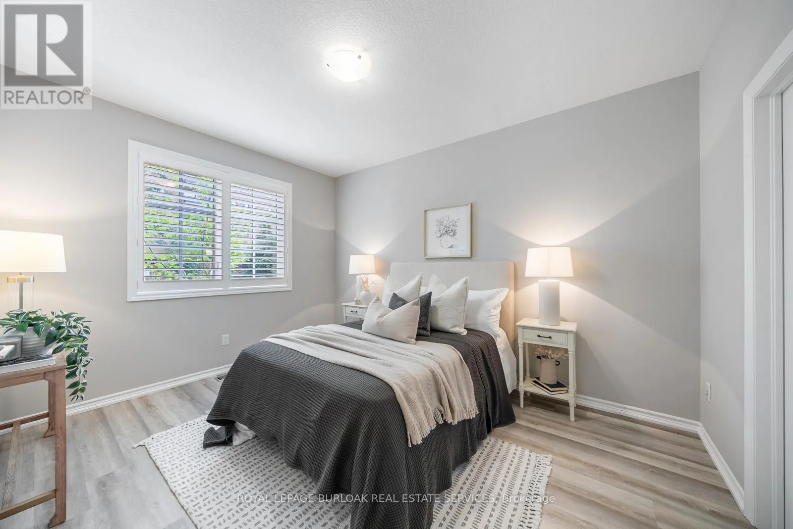 8 - 2362 NEW STREET