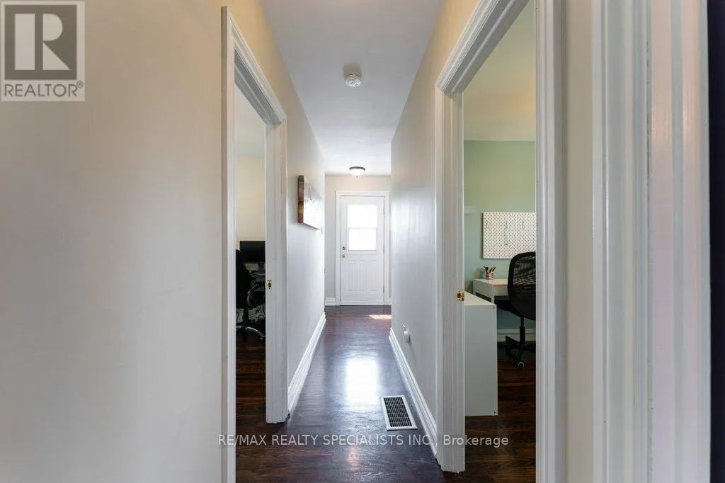 68 WINDERMERE COURT