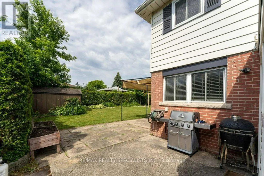 68 WINDERMERE COURT