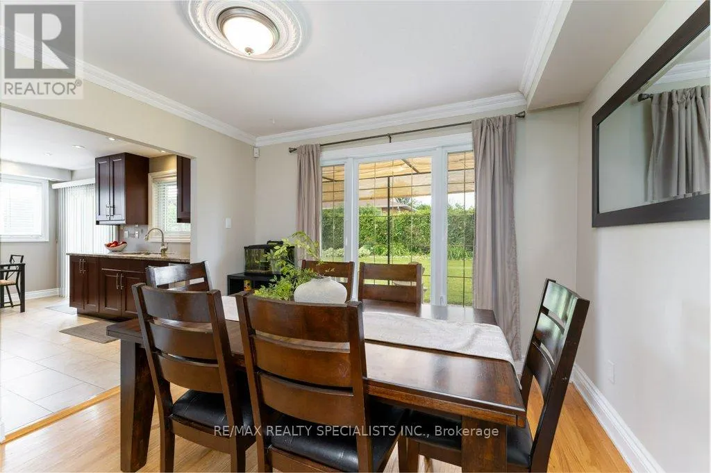 68 WINDERMERE COURT