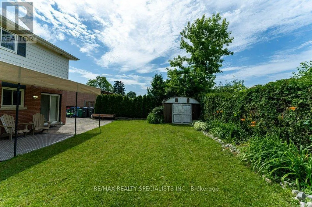 68 WINDERMERE COURT
