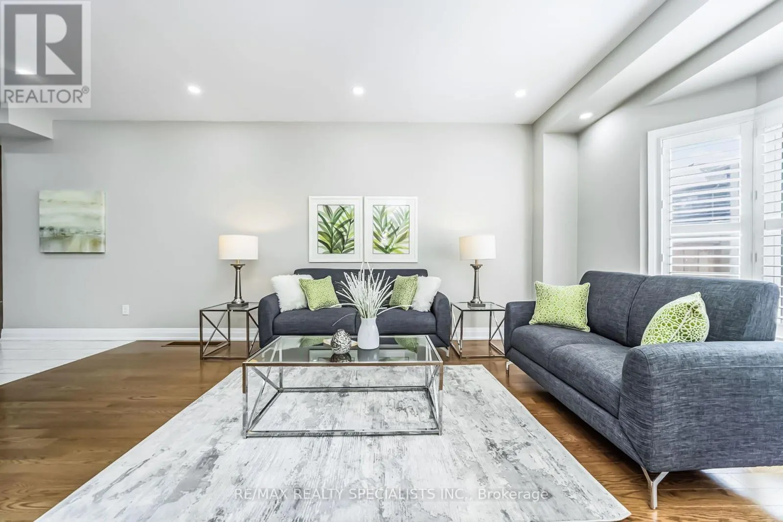 16 DALBEATTIE DRIVE