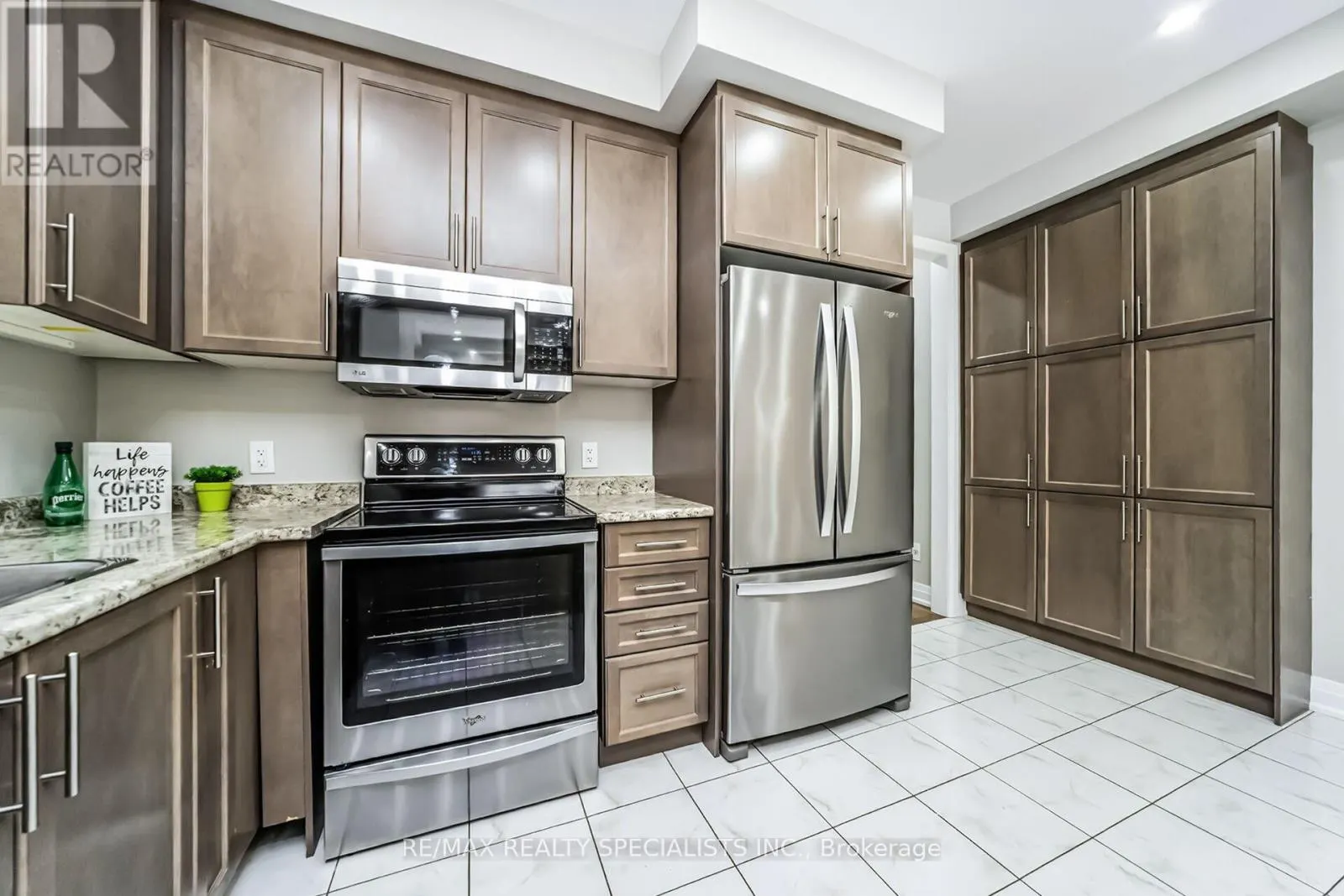 16 DALBEATTIE DRIVE