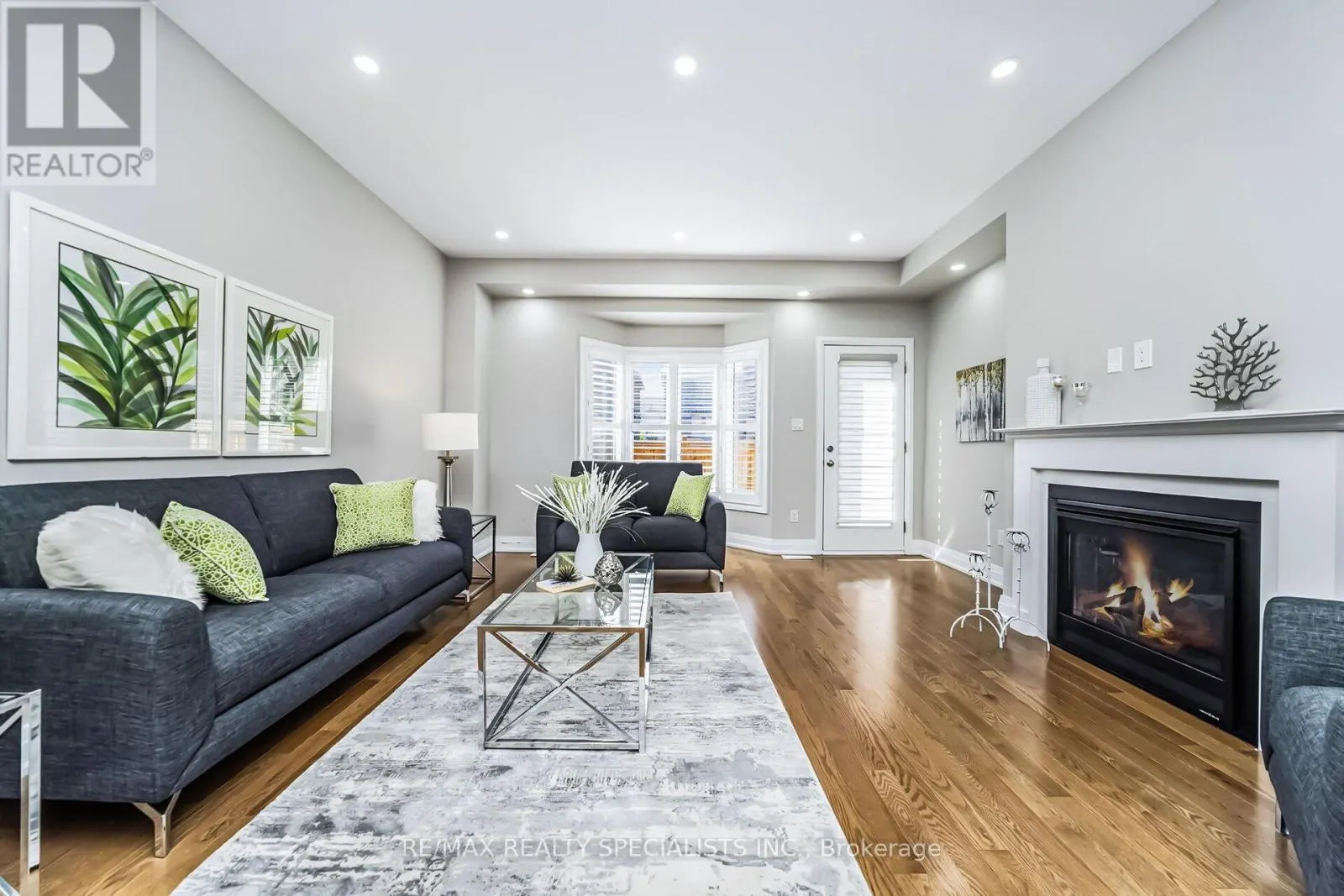 16 DALBEATTIE DRIVE