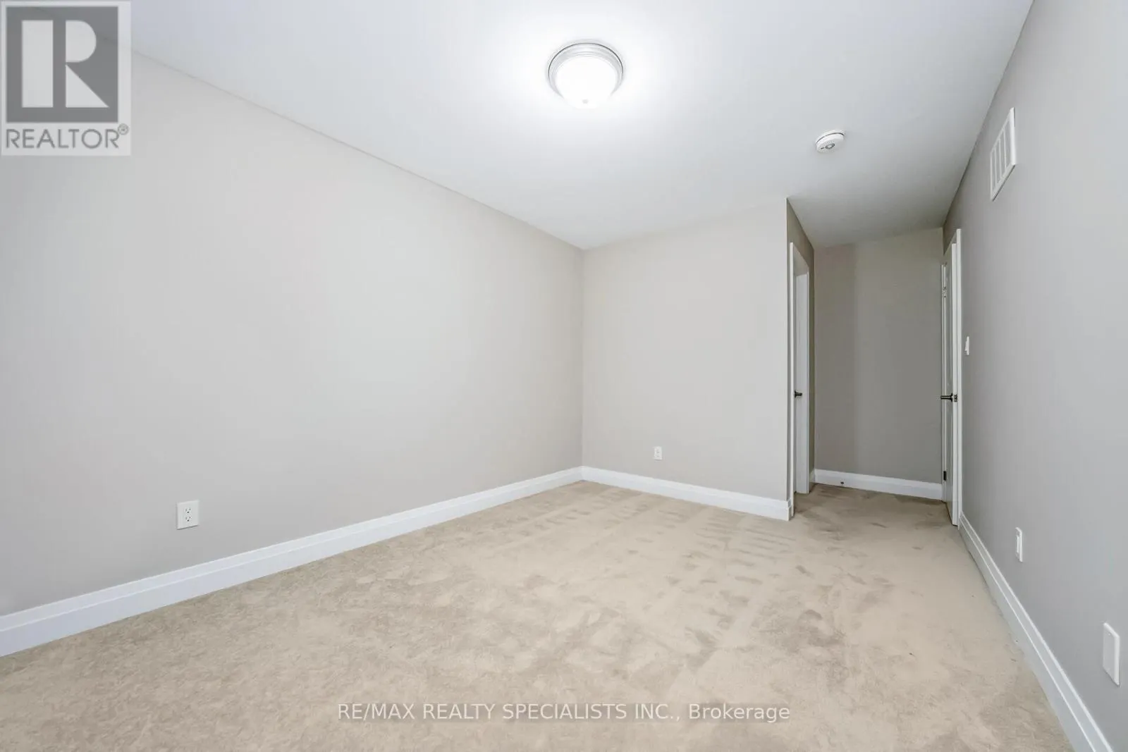 16 DALBEATTIE DRIVE
