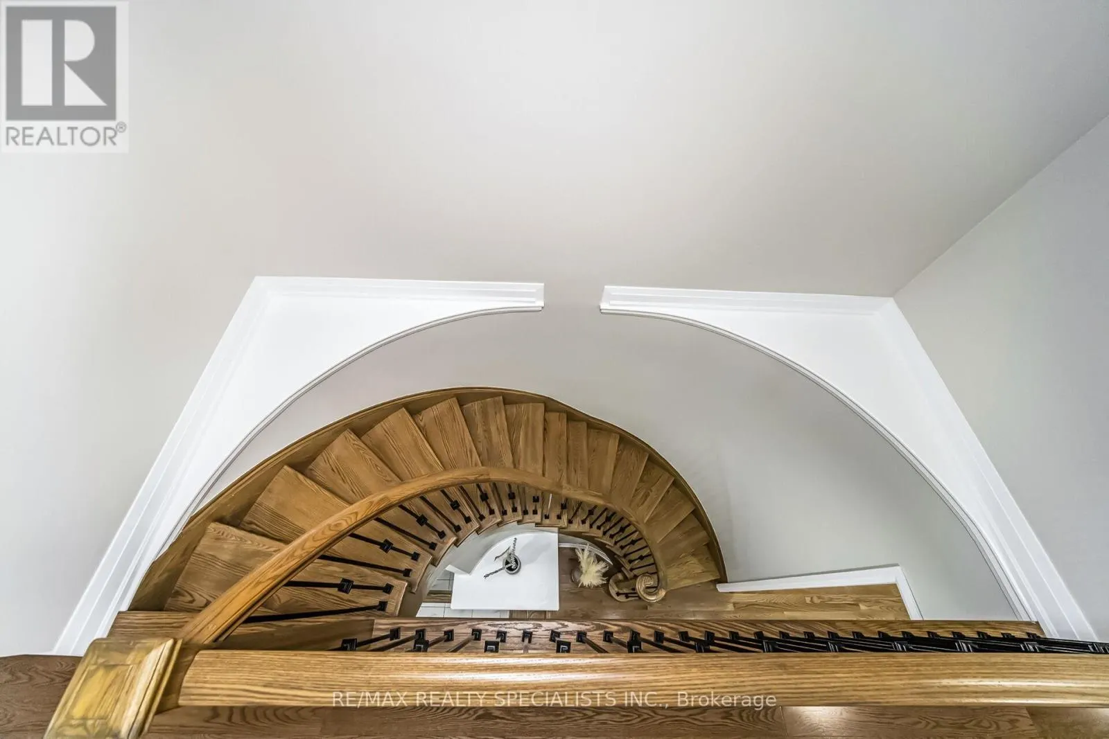 16 DALBEATTIE DRIVE
