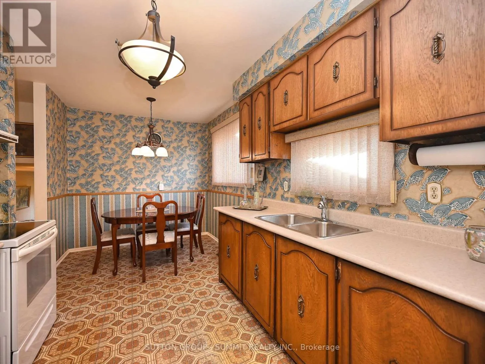 3232 MCCARTHY COURT