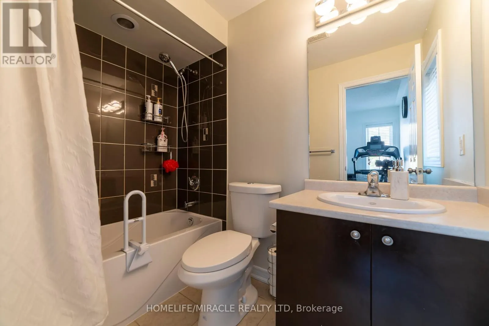 86 JUNETOWN CIRCLE