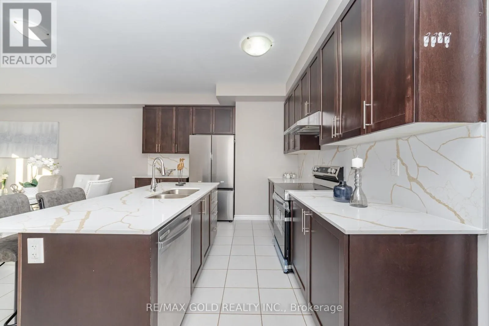 100 ADVENTURA ROAD